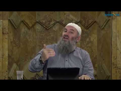 Hoxhë Bekir Halimi shpjegon Kuranin duke e marrë si shembull Adem Jasharin - Dëgjoje!