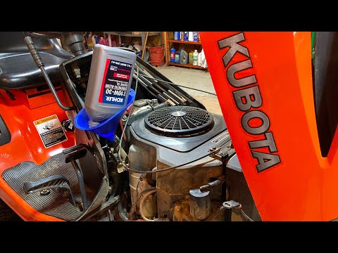 Kubota T1870 oil change and maintenance. Kubota lawn tractor