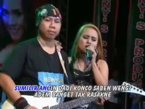 ENY SAGITA   AMUNG ROSO