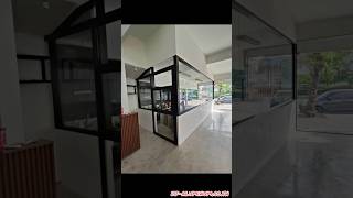 ชุดประตูบานเลื่อนรางบนพร้อมช่องส่งอาหารและช่องแสง