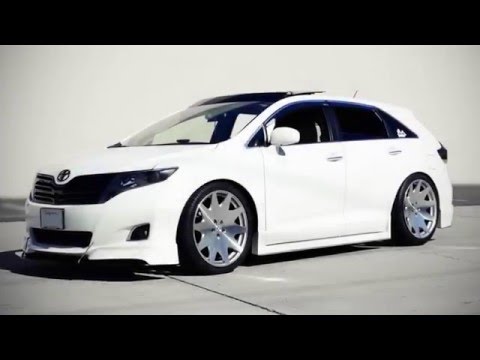 WELLvisors side window deflector vent visor Installation Video TOYOTA VENZA 08-15