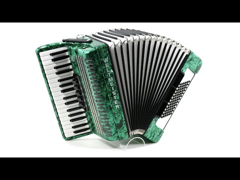 Certified Pre-owned Accordion: Weltmeister Achat 34/72