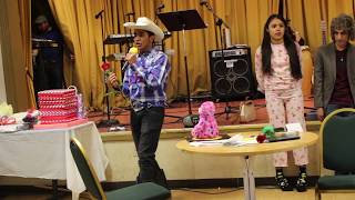 Celebracion del Dia de las Madres - Cantando a Mama