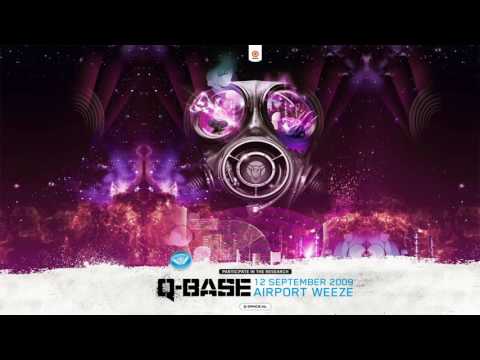 Lady Dana @ Q Base 2009  12-09-'09