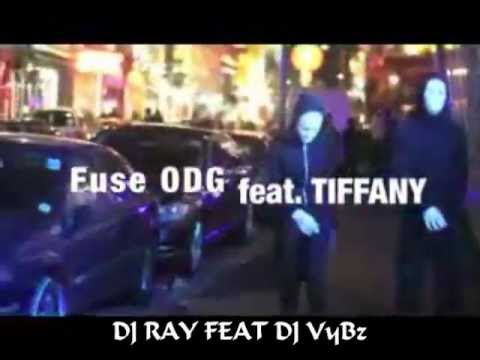 Azonto Vs Dj Ray Feat Dj VyBz {(+_+)}