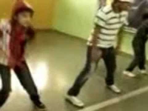 abhesshekhh practicing with students