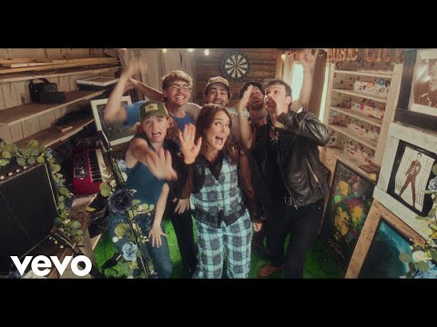 Misfit Music Video by Franni Cash