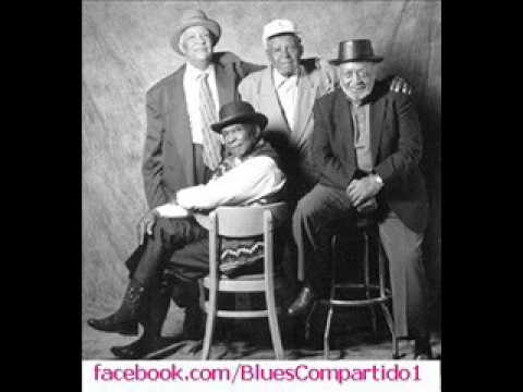 David "Honeyboy" Edwards - Homesick James - Robert Jr Lockwood, Chicago Blues Festival. 2004