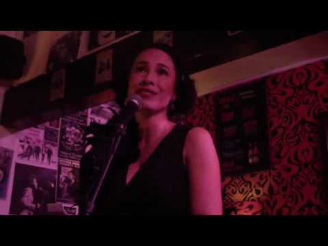 Die Frau Unter Der Laterne  at  El Cafe Rock and Roll , Barcelona