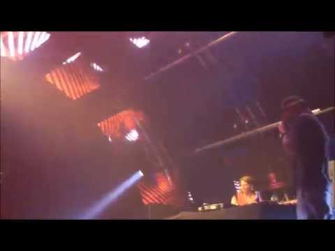RHEEZA ft. MC Joe @ Oldschool Gangsters area // Harmony of Hardcore 2014