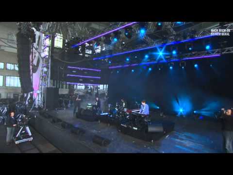 James Blake - To Care (Like You) (Live at Berlin Festival 2011)