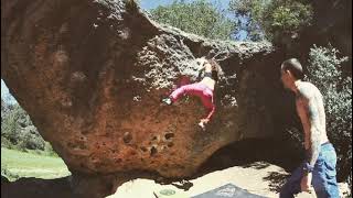 Video thumbnail of Variante tridedo, 6B+/6C. Tamajón