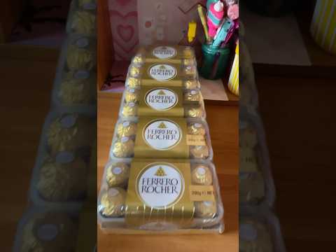 Unboxing Ferrero Rocher chocolate pack