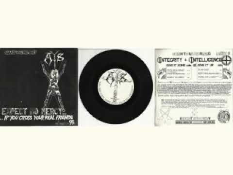 ADMIT YOU'RE SHIT - Expect No Mercy... EP - UK PUNK VINYL