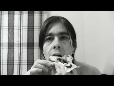 Enenne suihkuun menoa