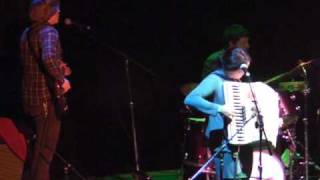 Bravo, Max! live at The Kessler Theater