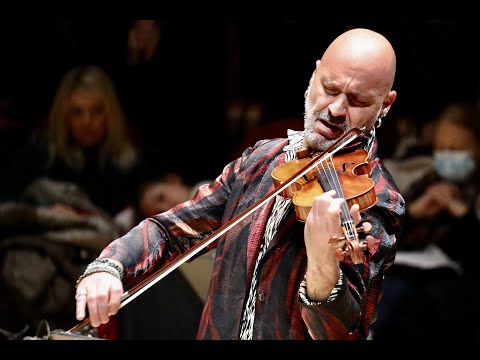 Stradivari Memorial Day. Corpo a corpo con la musica