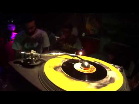 MAMAMIA DUB STATION - DOUBLE SPLIFF SOUND SYSTEM ft MANNAROMAN