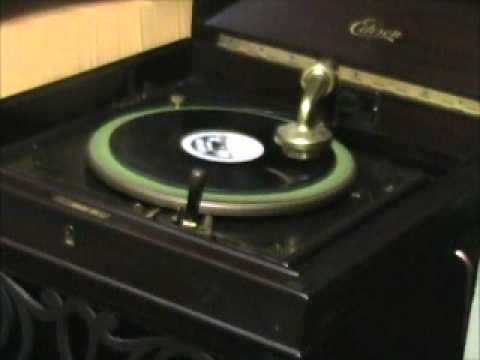 I'M SOMEBOBY NOBODY LOVES by the Green Brothers Novelty Band Diamond Disc 51293-R