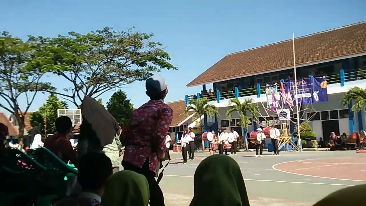 drumband SMK 6 jember