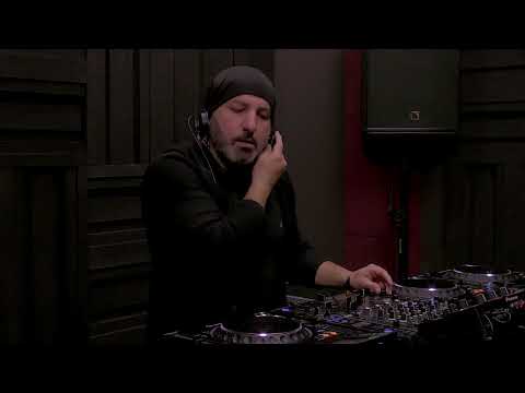 Savi Vincenti From the House