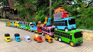 Download lagu WADIDAW !! Mobil Truk Tronton Panjang Bongkar Mainan Mobil Mobilan Truk Molen, Truk Oleng, Excavator mp3