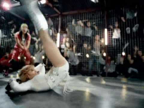 Madonna vs.David Guetta - Revolver (One Love Remix)