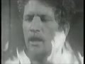Luke Kelly - The Foggy Dew (lyrics on screen) 