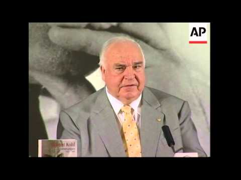 Former chancellor presents 2nd volume of memoirs