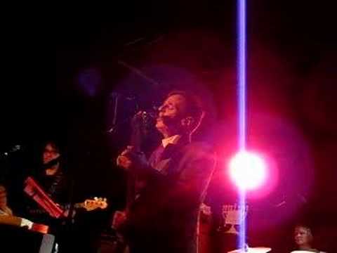 Alex Chilton/Yo La Tengo - Let Me Get Close To You