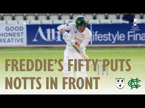 A SIMPLY STUNNING CATCH FROM FREDDIE McCANN! | Worcestershire v Nottinghamshire Day Two Highlights