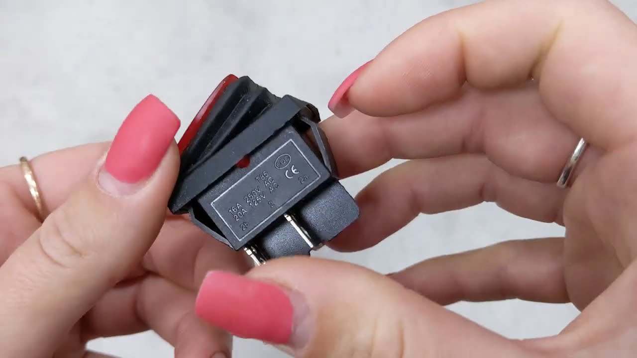 Переключатель АСКО-УКРЕМ KCD2-201WN R/B 1-клавишный с защитой красный с подсветкой A0140040114