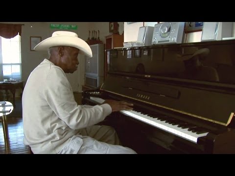 Pinetop Perkins - Blues Piano Legend - "4 O'clock In The Morning"