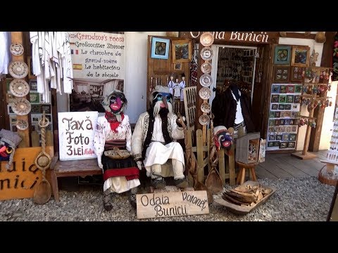”Odaia Bunicii” și bazarul turistic de la Mănăstirea Voroneț (Bucovina, România)