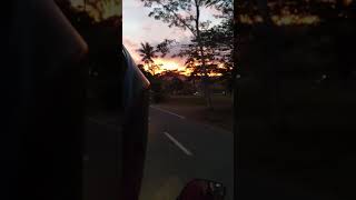 Download lagu Detik senja mp3