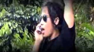 Download lagu Asap Uye Pertama Memandang mp3