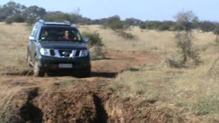 preview picture of video 'Nissan Pathfinder Rollover - Rust de Winter 4x4'