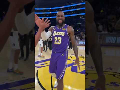 Anthony Davis no le hizo mucho caso a LeBron 👀