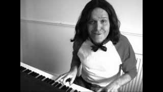 Ray Davies - Sitting in My Hotel