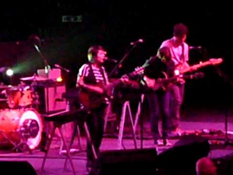 Tegan and Sara - Nineteen - Victoria BC 12-21-2009
