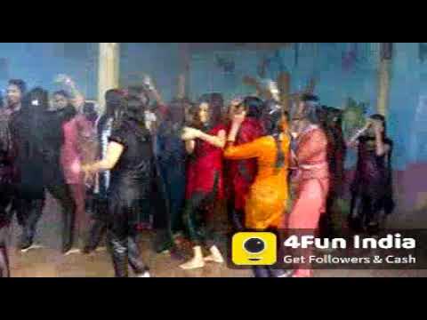 ಯಪ್ಪೋ ಇವರು ಕುಣಿಯೋದು ನೋಡ್ರಿ