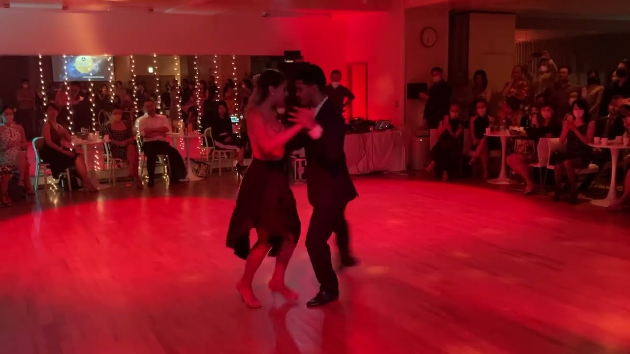 Paula Tejeda & Lucas Carrizo - Cada Vez Que Me Recuerdes (Astor Piazzolla)