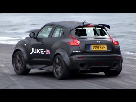 Nissan Juke-R - Accelerations & Having Fun On Track