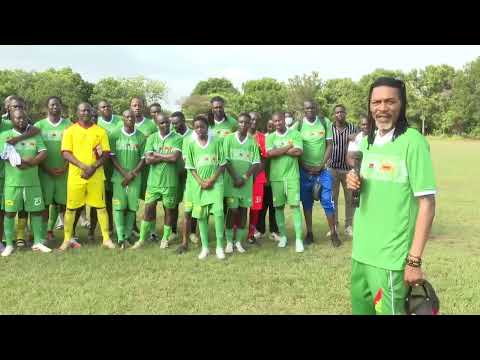 Rigobert Song face au president Ibrahim Traoré du Burkina Faso 