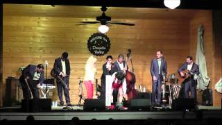Rhonda Vincent & the Rage with Little Roy Lewis & Lizzy Long - Foggy Mountain Breakdown