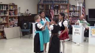 Die Hammerschmiedsg&#39;sellen - German Folk Dance being danced at a MECCA Ocotberfest2013