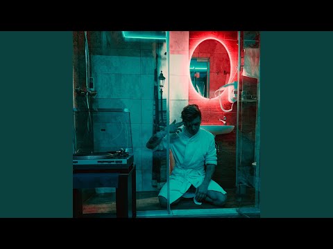 Video thumbnail for Больше не страшно (Not Scary Anymore)