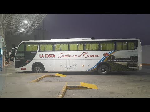 772- La Costa, (interno 1.920), pasando por la terminal de Catamarca
