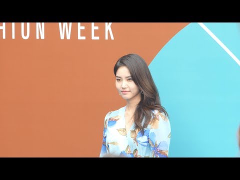 180324 2018 F/W 헤라서울패션위크 LANG&LU 블루카펫 황승언 4K 직캠 by ace