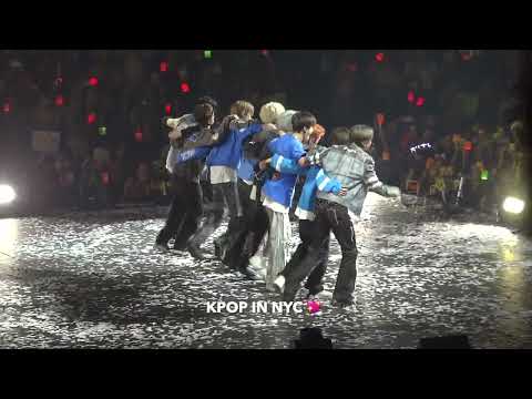 NCT 127 NEO CITY : NEWARK - THE LINK 2022.10.13: Paradise + TOUCH + Love Me Now 메아리 [fancam 직캠]